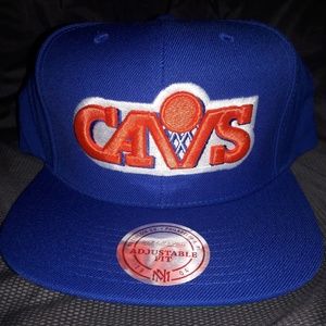 MITCHELL AND NESS SNAPBACK